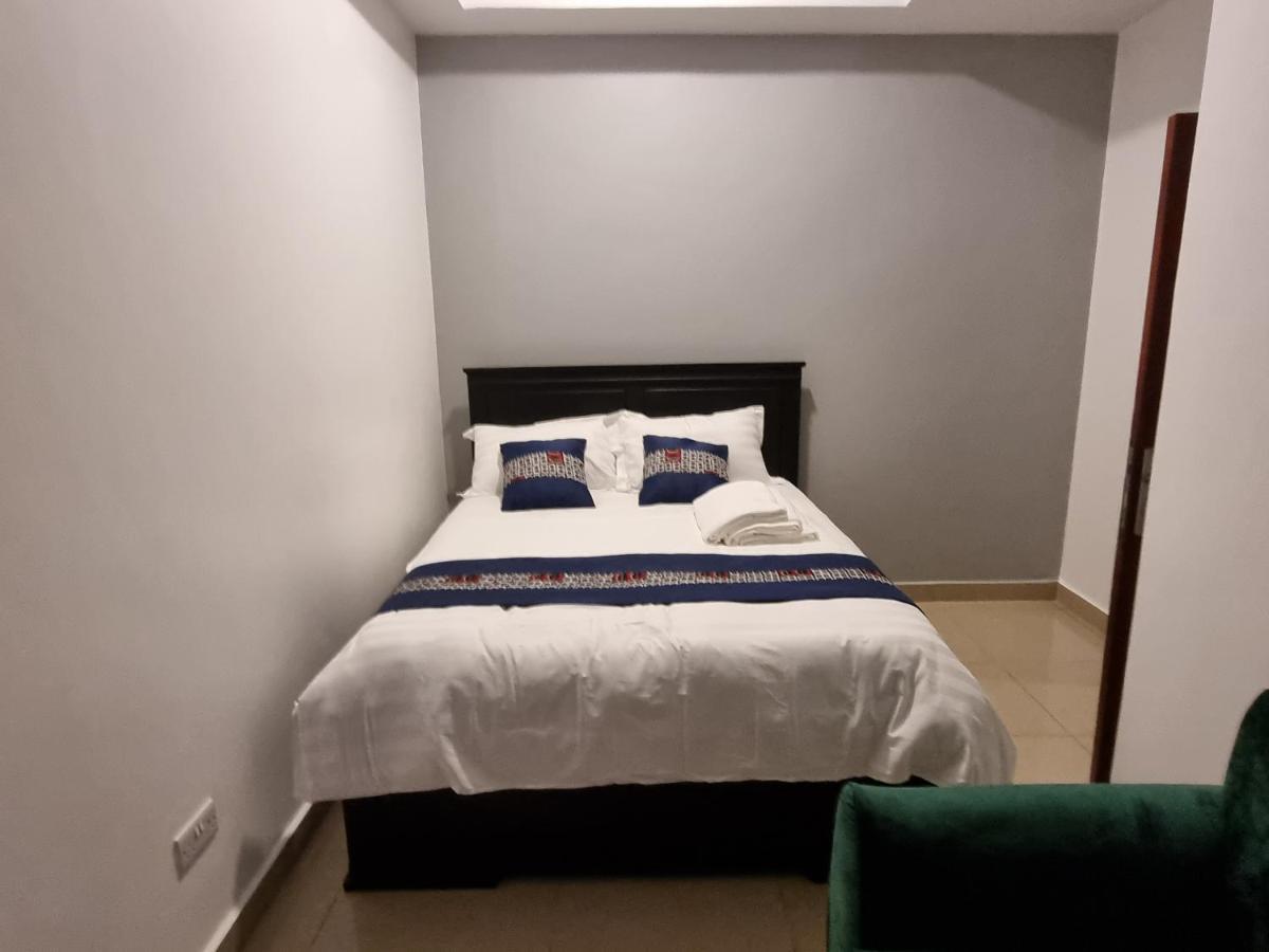 Eika Suites At Acacia Kampala Luaran gambar