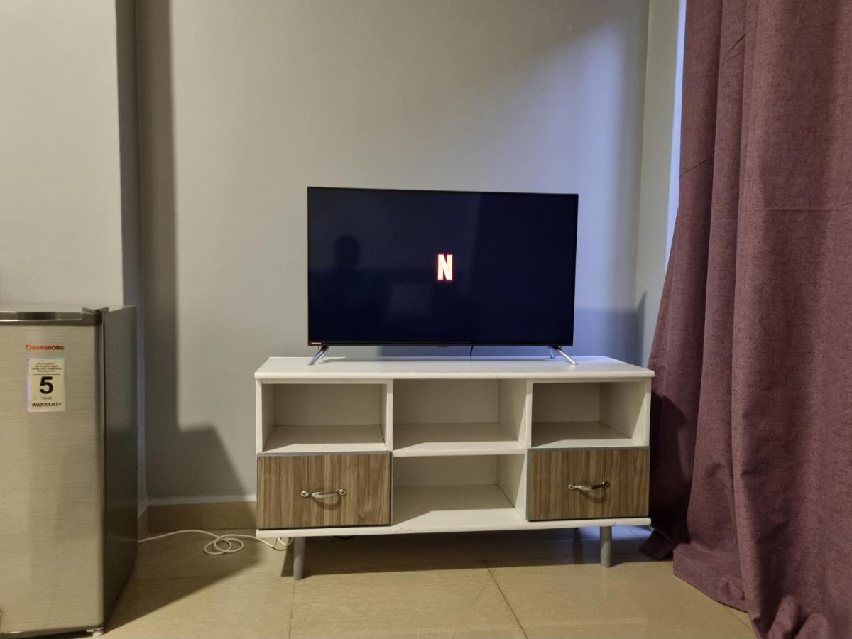 Eika Suites At Acacia Kampala Luaran gambar
