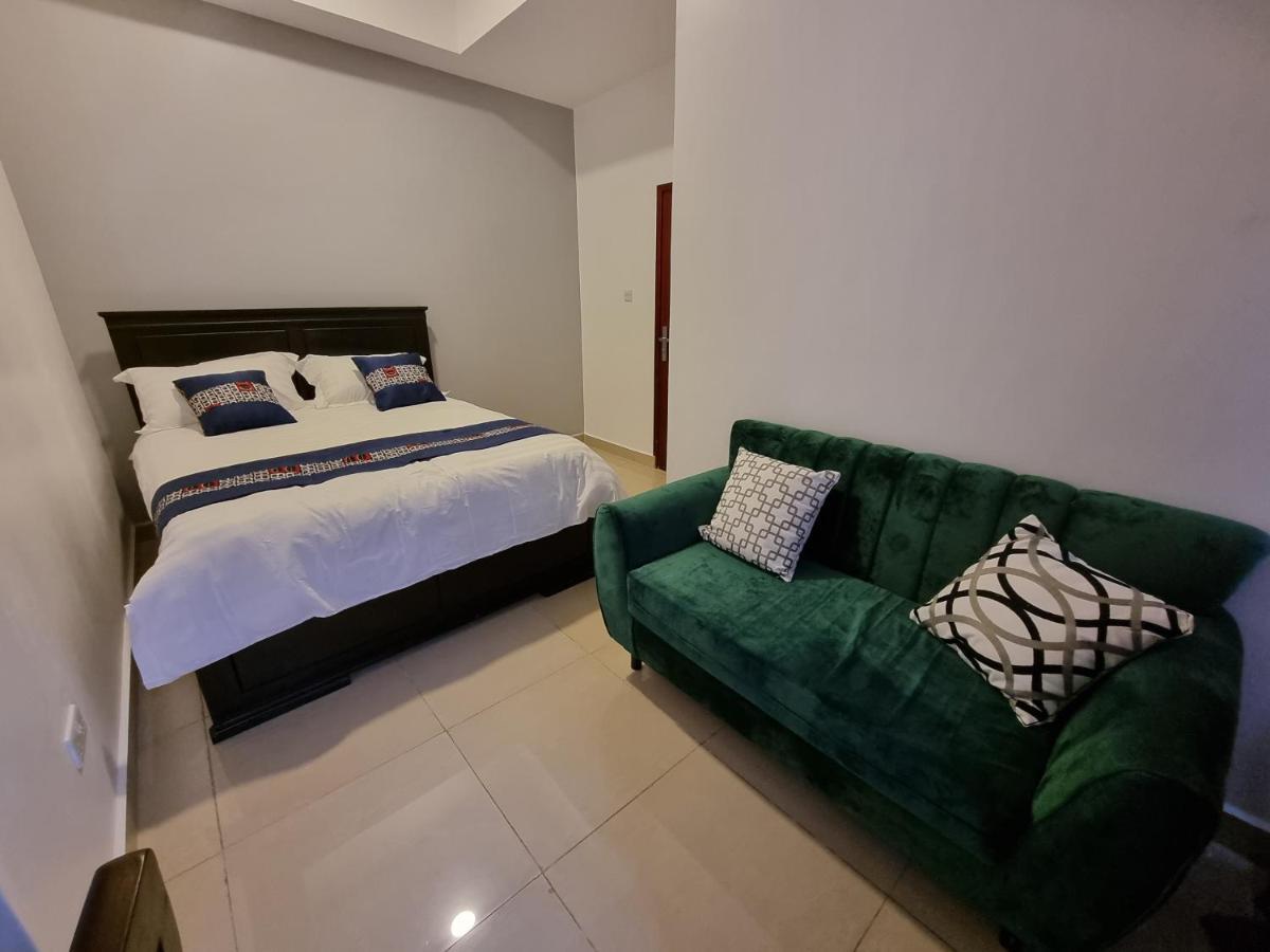 Eika Suites At Acacia Kampala Luaran gambar