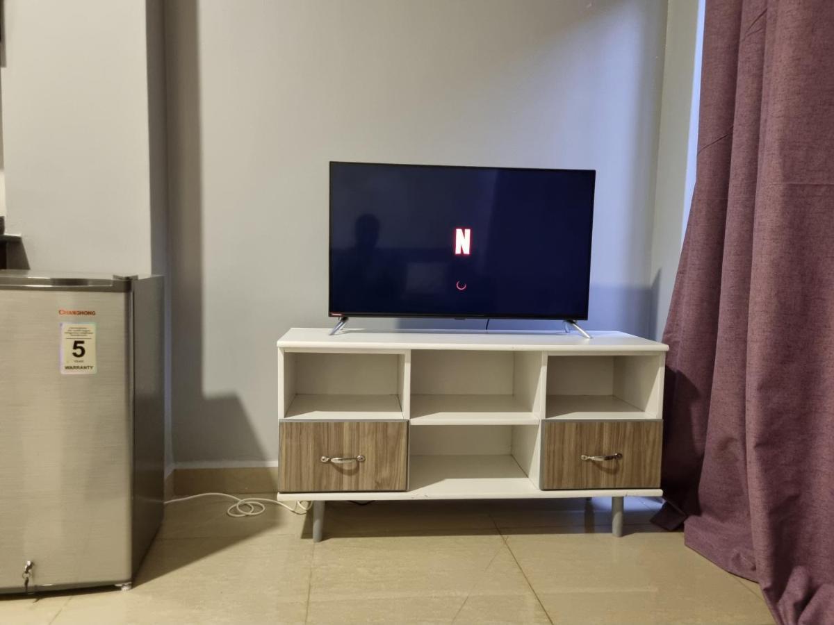 Eika Suites At Acacia Kampala Luaran gambar