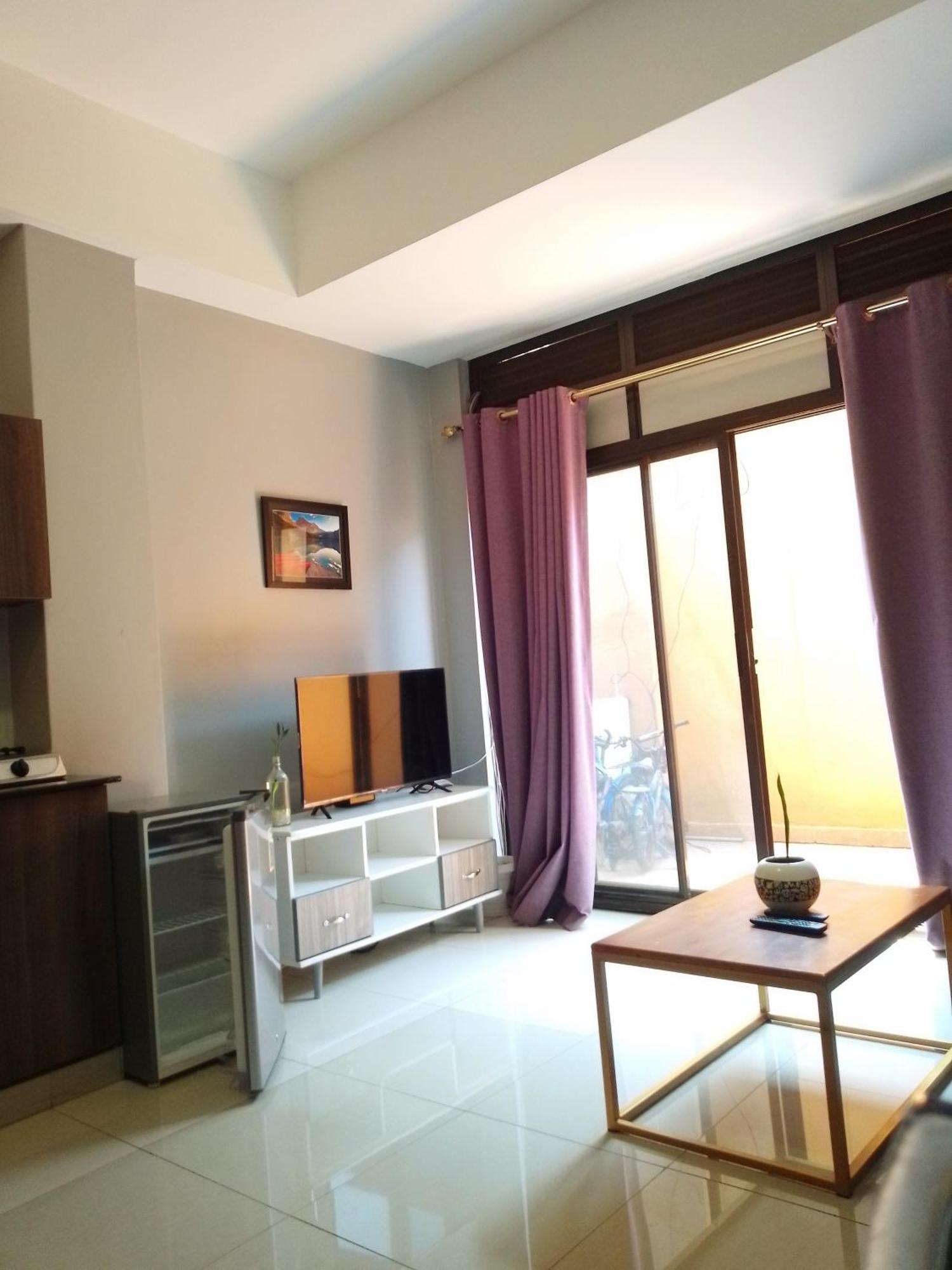 Eika Suites At Acacia Kampala Luaran gambar
